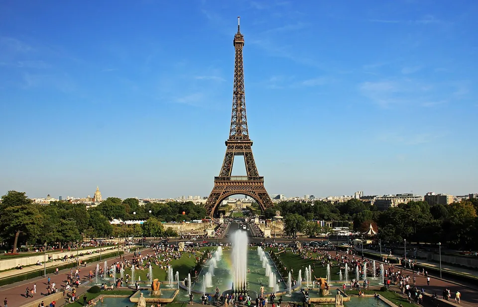 Eyfel Kulesi · Paris