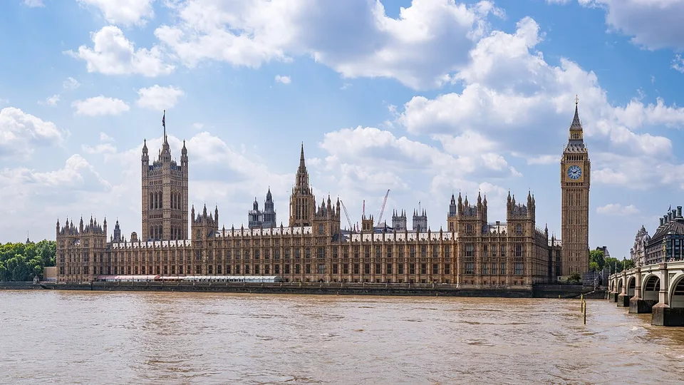 Big Ben ve Westminster Sarayı · Londra